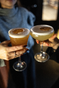 Tchin Tchin Amaretto sour og Lemon delight