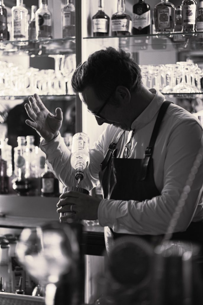 Tchintchin blackwhite Christophe, manden bag Tchin Tchin